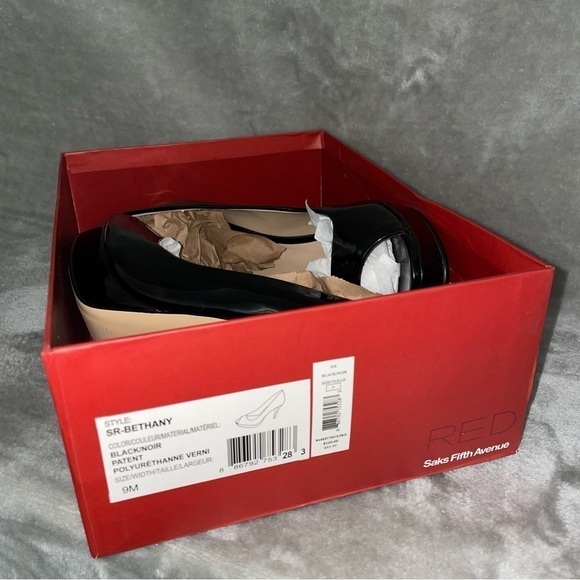 Saks Fifth Avenue “Bethany” Black Patent Leather Peep-Toe Platform Heels Size 9 - Picture 5 of 10